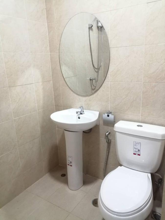 มุก&พลอย เรสซิเดนซ์ Appartement Sattahip Buitenkant foto