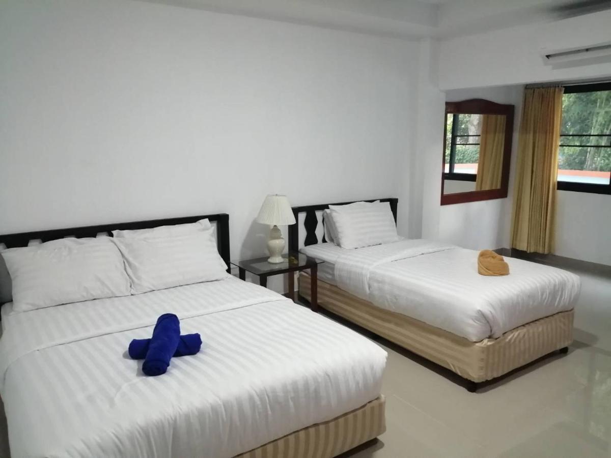มุก&พลอย เรสซิเดนซ์ Appartement Sattahip Buitenkant foto