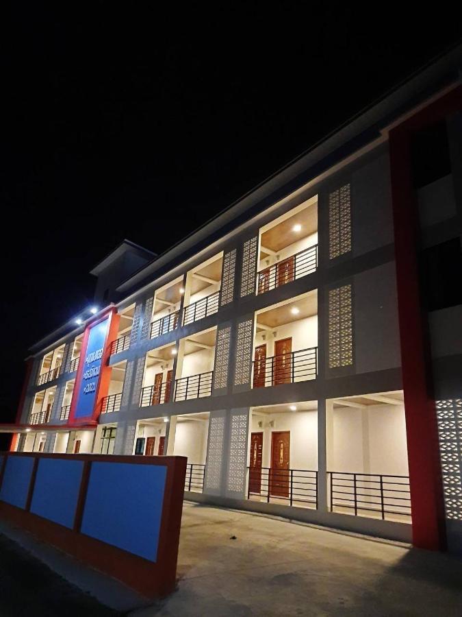 มุก&พลอย เรสซิเดนซ์ Appartement Sattahip Buitenkant foto